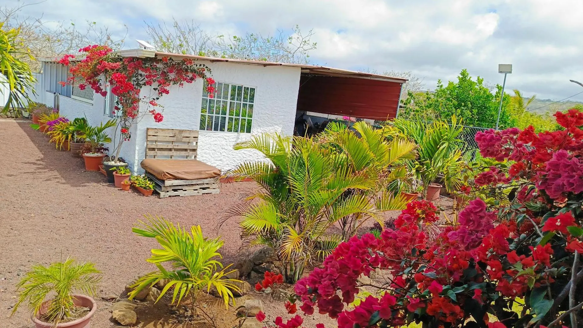 Guest house La Candelaria, Casa De Huespedes Con Bano Privado Puerto Baquerizo Moreno